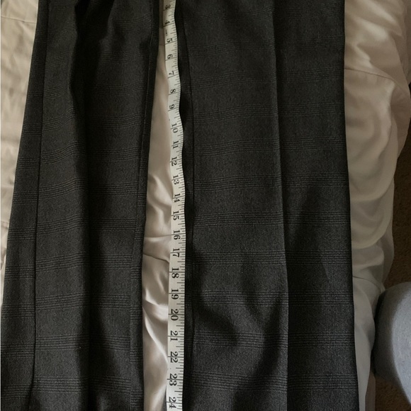 Women’s suit - Picture 13 of 14